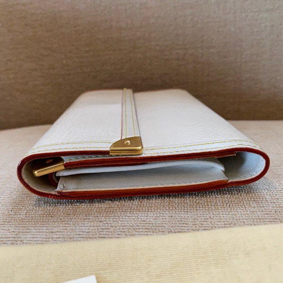 Louis Vuitton Suhali Porte Tresor Wallet - Picture 6 of 16